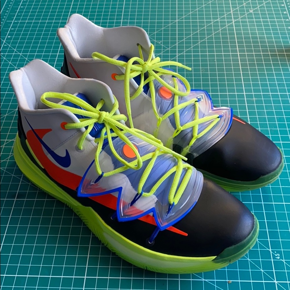 Nike Kyrie 5 ROKIT - Size 13